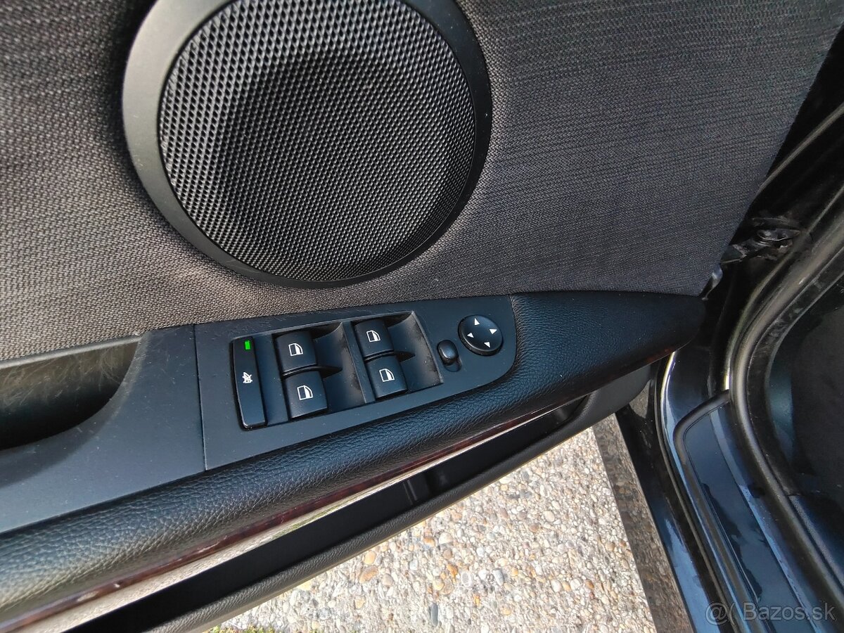 BMW 318d E90 • 2008 • 233tis km • 105 kW - 12