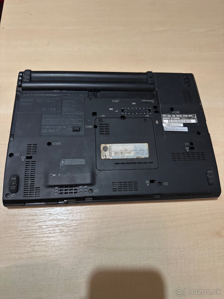 Lenovo X200 - 12