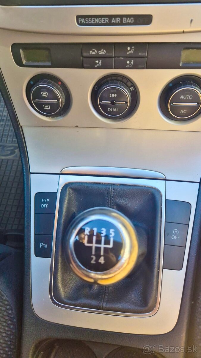 VW Passat Variant 2.0 TDI 81 kW eMotion - 12