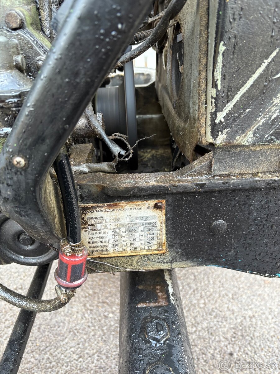 Traktor deutz-fahr 3006 - 12