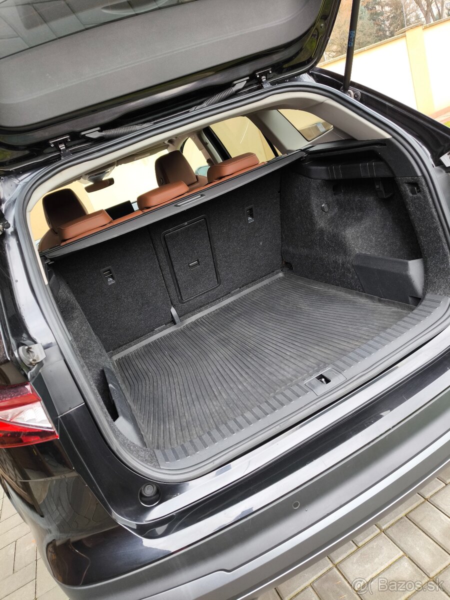 🔥 ŠKODA ENYAQ 🔥 - 12