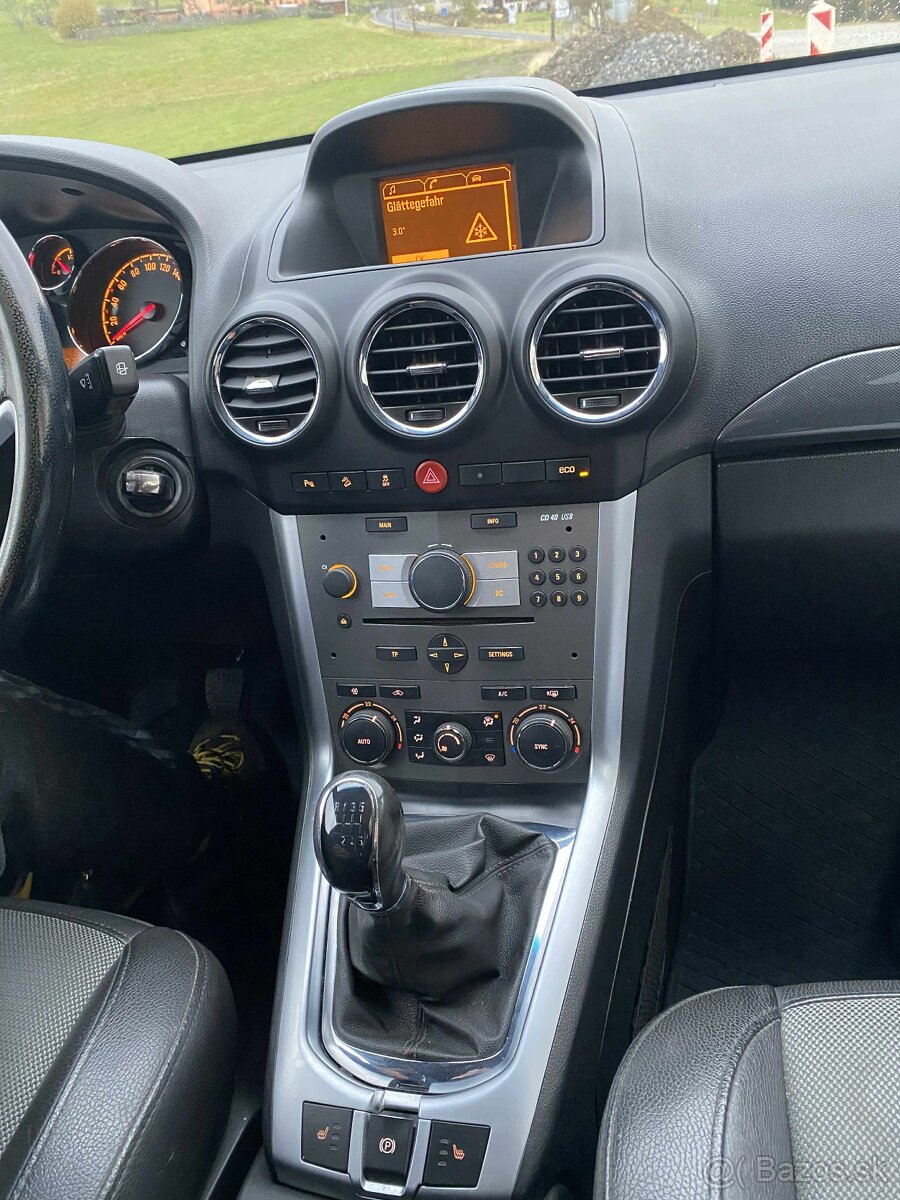 Predám opel Antara - 12