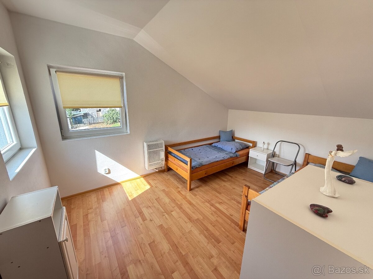 Exkluzívne iba v APEX reality 5i. RD v Horných Otrokovciach - 12