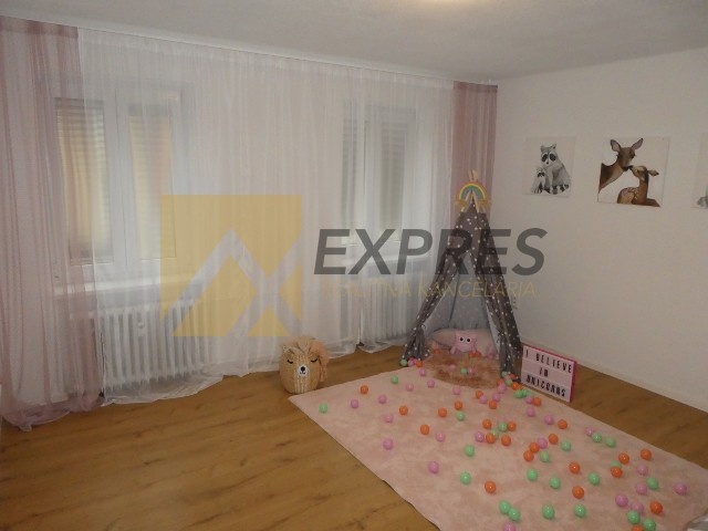 RK EXPRES - na predaj 4 izbový byt v Handlovej, 87 m2, kompl - 12