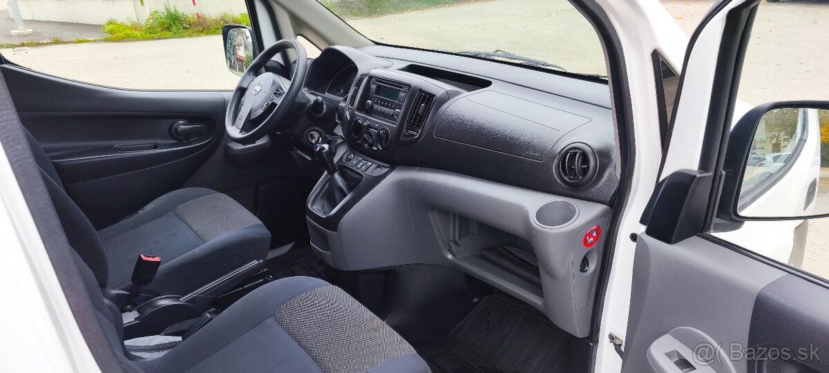 Nissan NV200 1.5dCi - 12