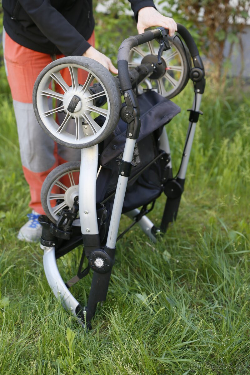 Dvojičkovský kočiar - Teutonia - 12