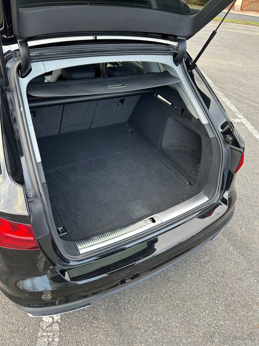 Audi A4 35Tfsi 2023 B9.5 Avant - 12