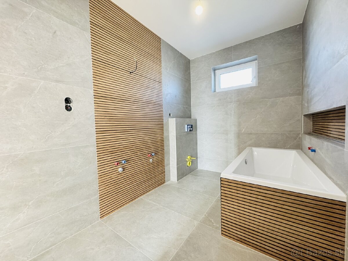 Na predaj 4i RD v obci Gajary. - 12