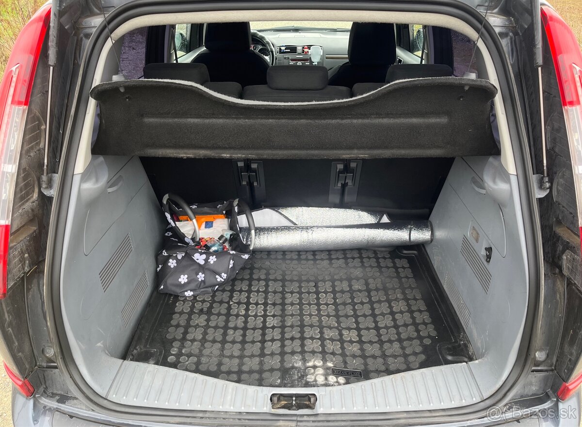 Ford Focus C-Max Ghia 1.6 TDCI - 12