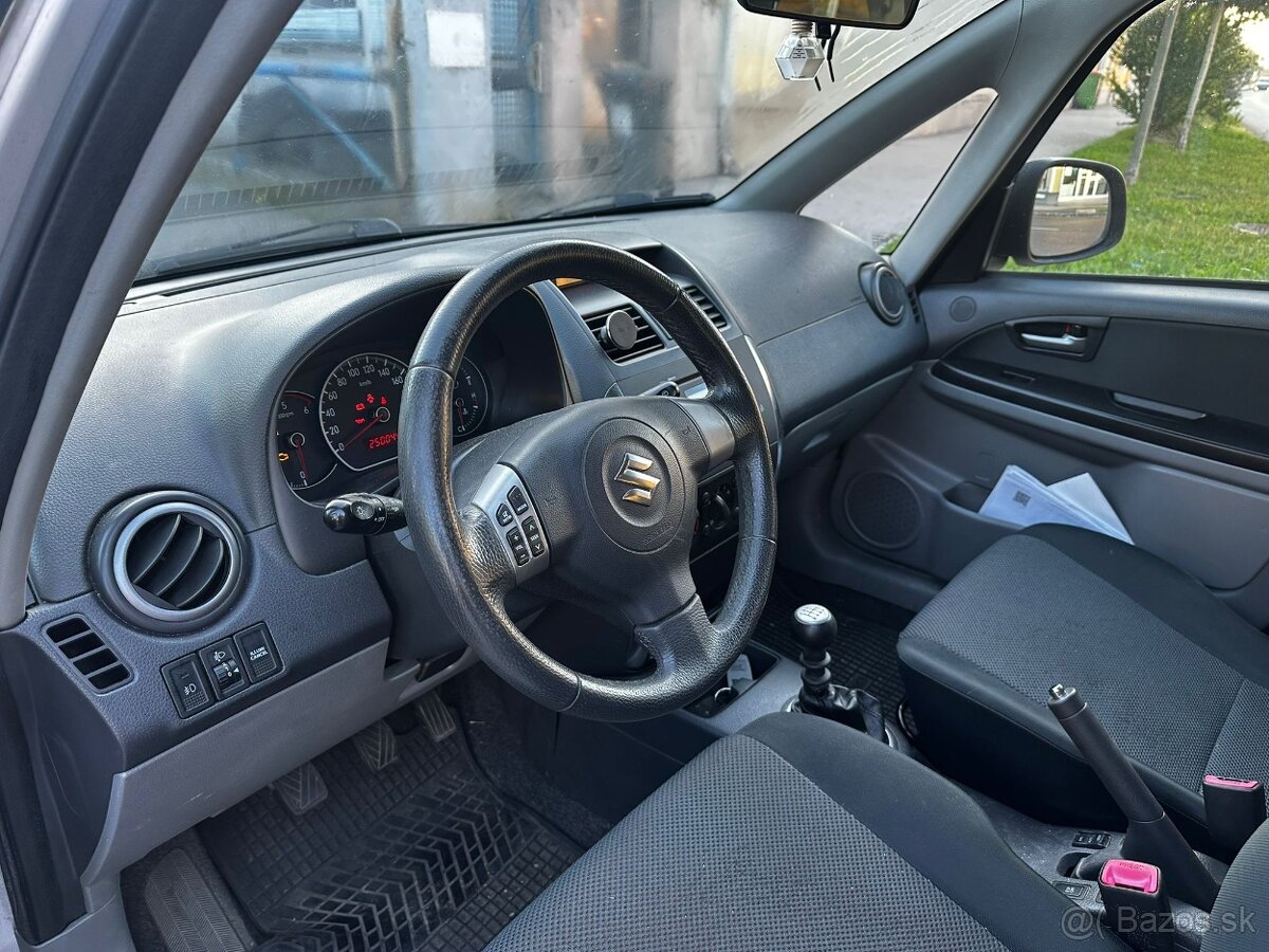 SUZUKI SX4 1.9D 4X4 - 12