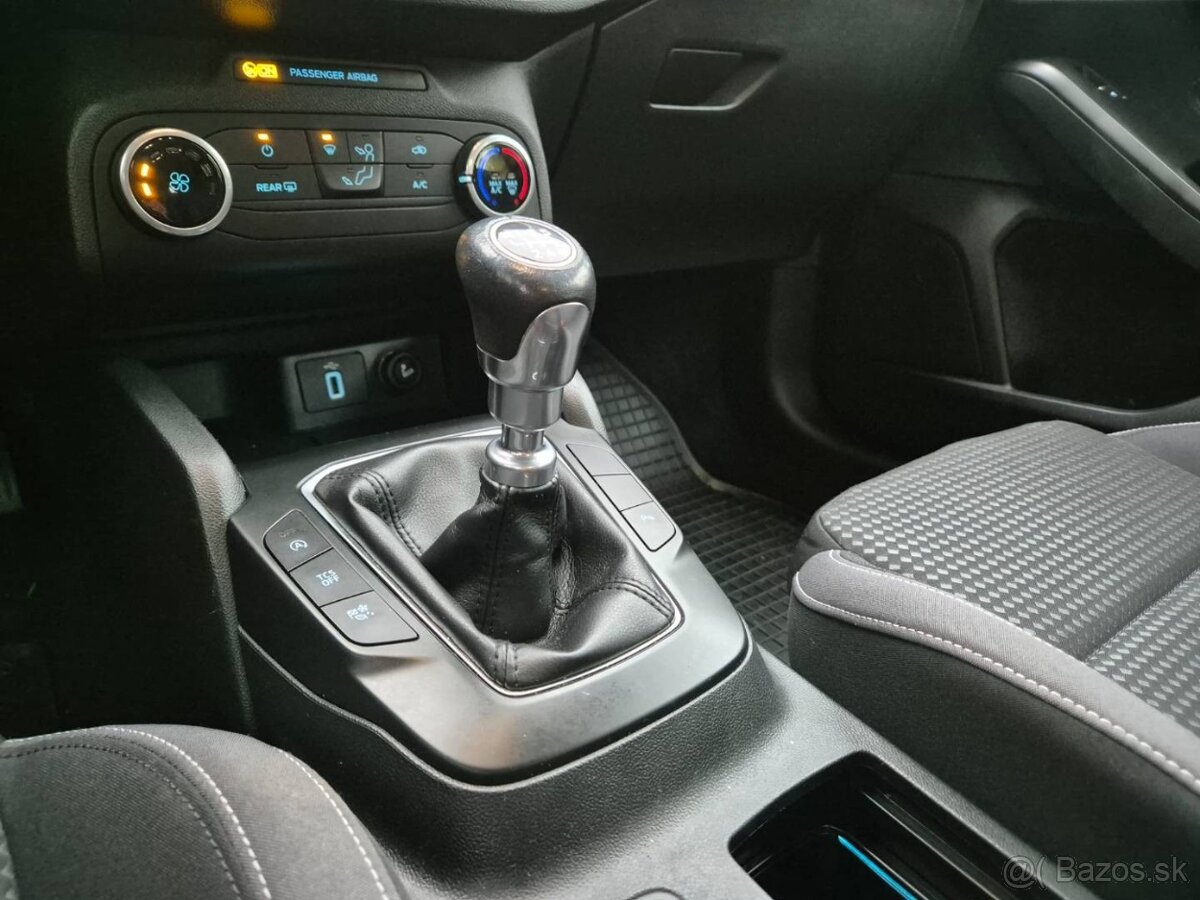 Ford Focus Kombi 1.5 TDCi EcoBlue Active - 12