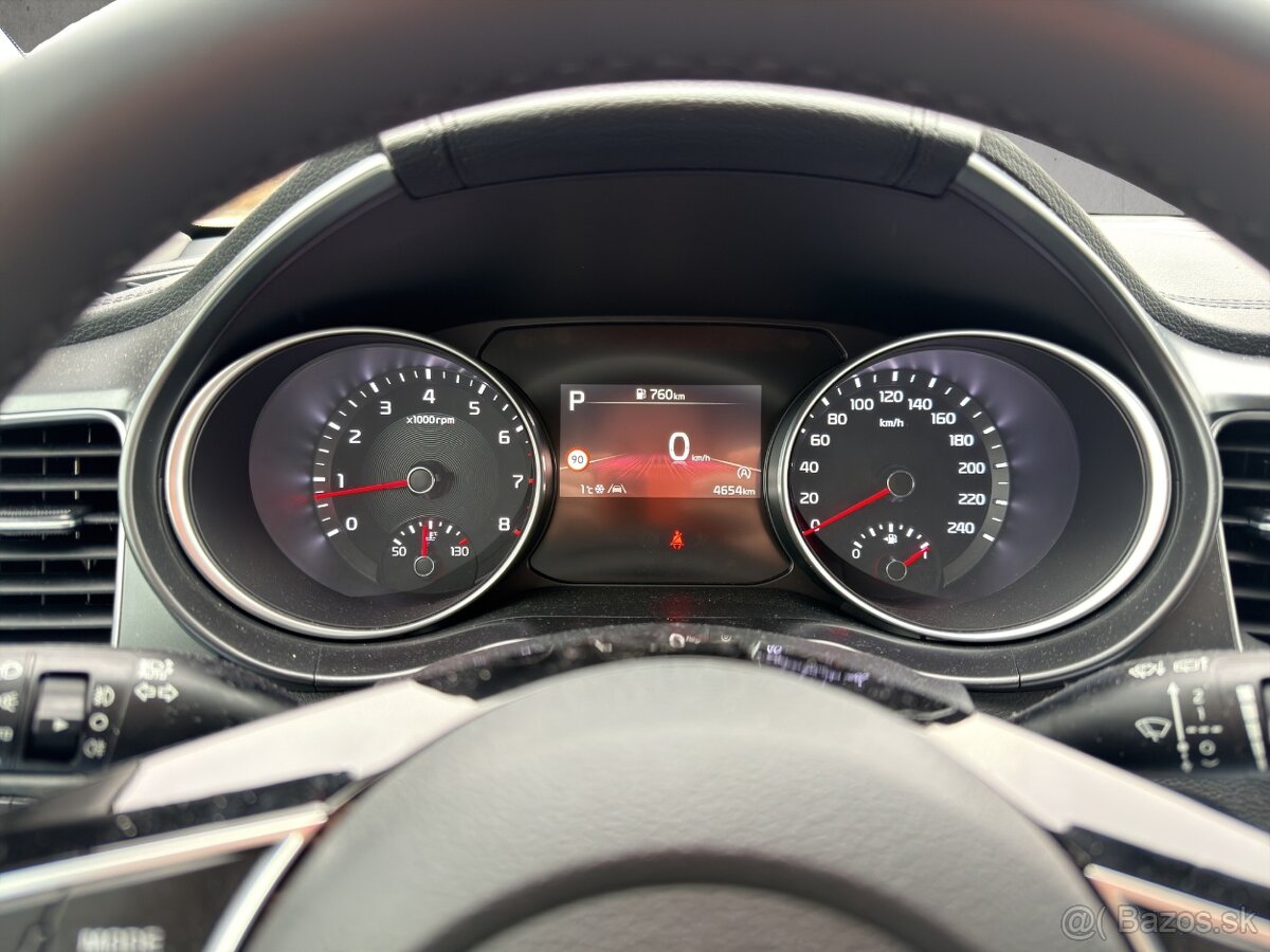 Kia Ceed SW 1.5 T-GDi Silver A/T - 12