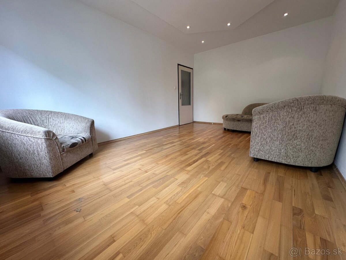 Prenájom bytu v Námestove - 12