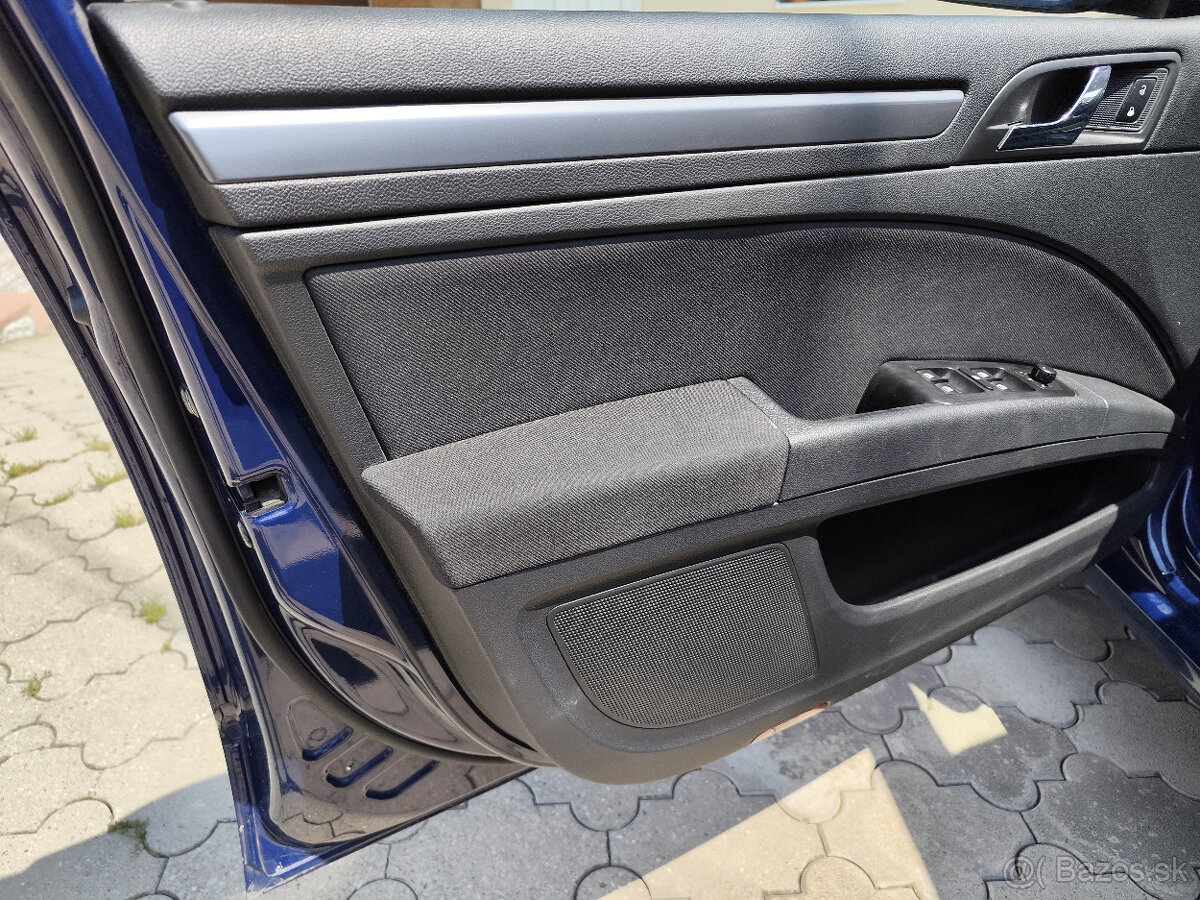 Škoda Superb Combi 2.0 TDI 103 kw SR - 12