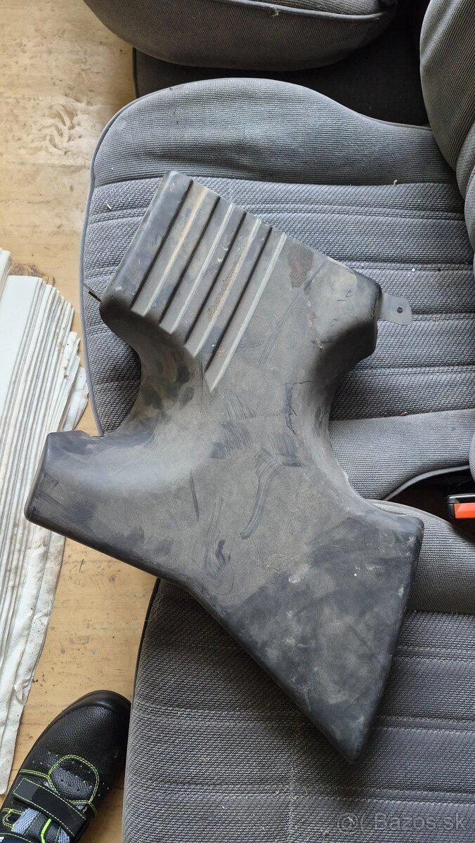 Sharan 1.9tdi diely - 12