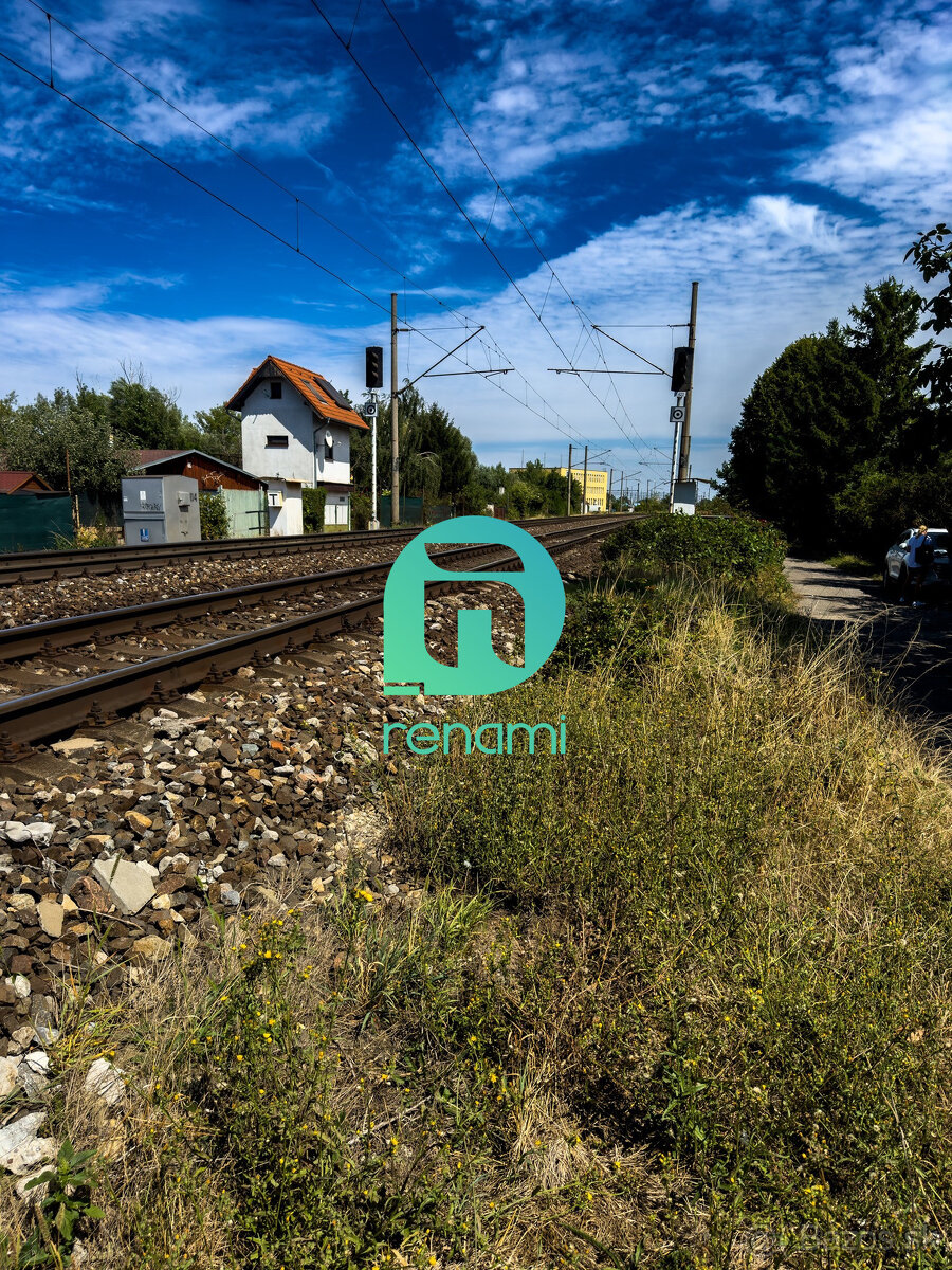 Exkluzívne - Chata so záhradou s dobrou dostupnosťou - 12