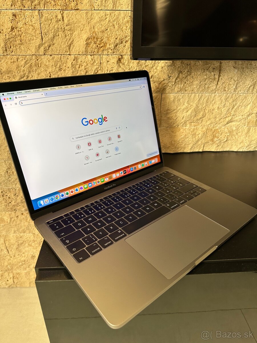 Apple MacBook Pro - 12