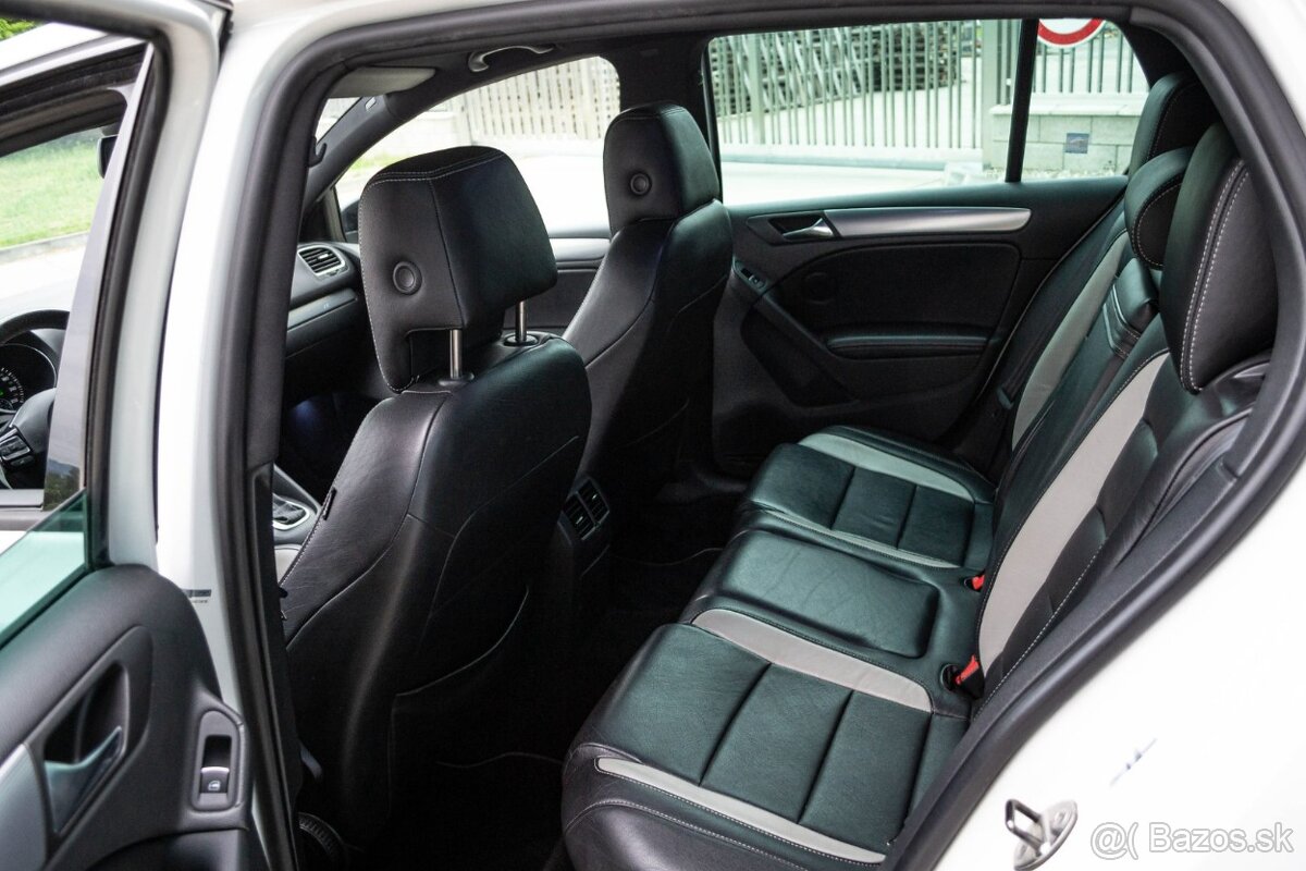 Volkswagen Golf 2.0 TFSI 270k R 4-Motion DSG - 12