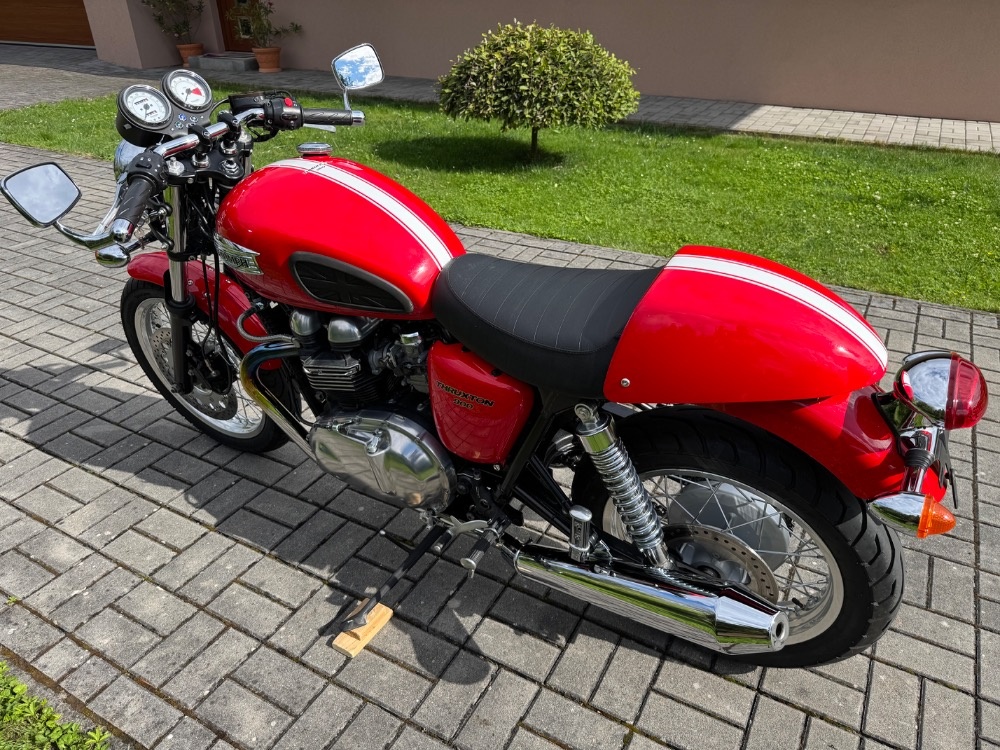 Triumph Thruxton 900 - 12