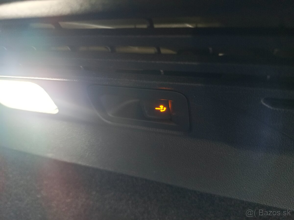 VW ID.4 Pro Performance 150kW SOH 93,7% - záruka Autodraft - 12