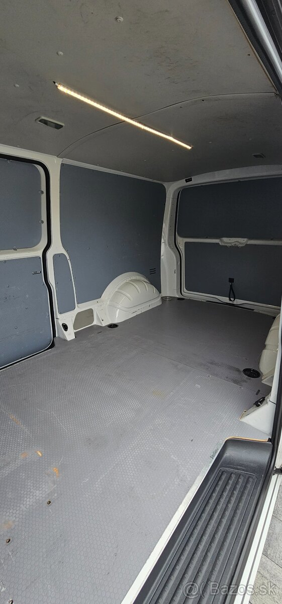 Volkswagen Transporter T6 2.0 TDI Long 2x Posuvné Dvere DPH - 12
