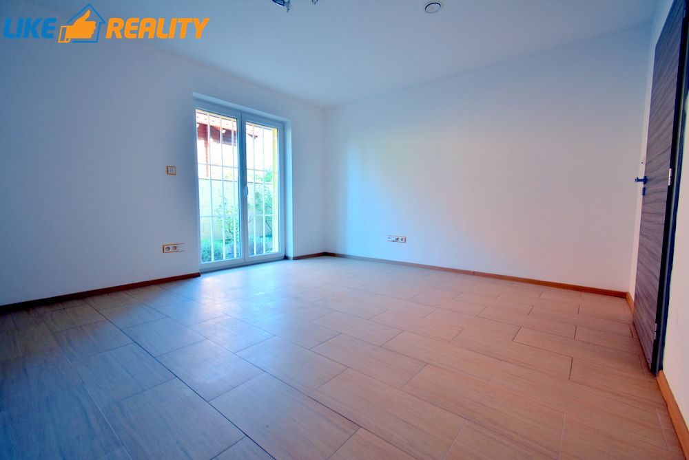 Novostavba /10r/ s výťahom v tichej uličke Martin Stráne - 12