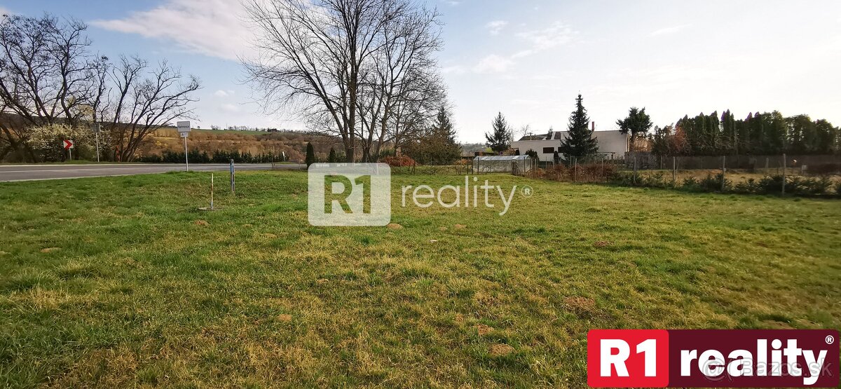 Zaujímavá investícia pri Piešťanoch "POZEMOK" / 903 m2 / B - 12