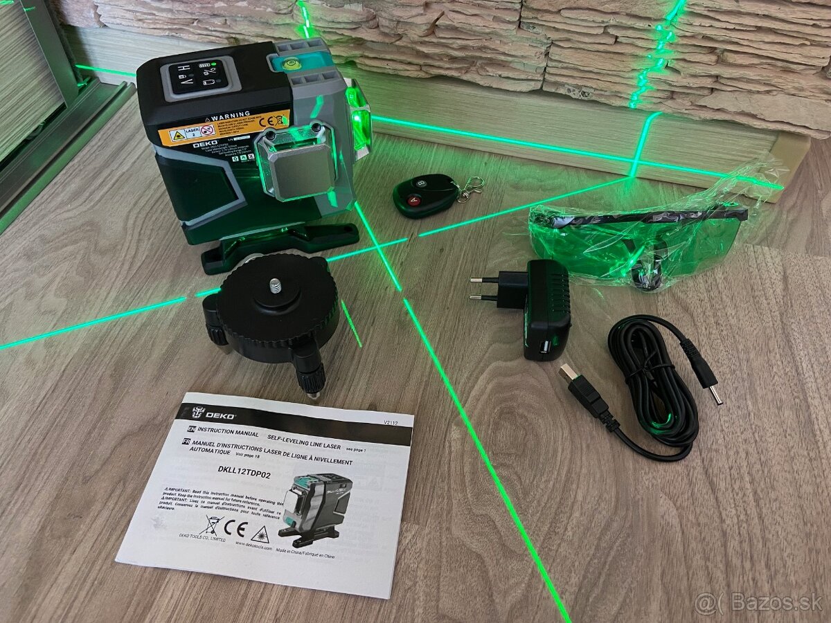 12 líniový samonivelačný 3D laser, diaľkový ovládač, 4400mAh - 12
