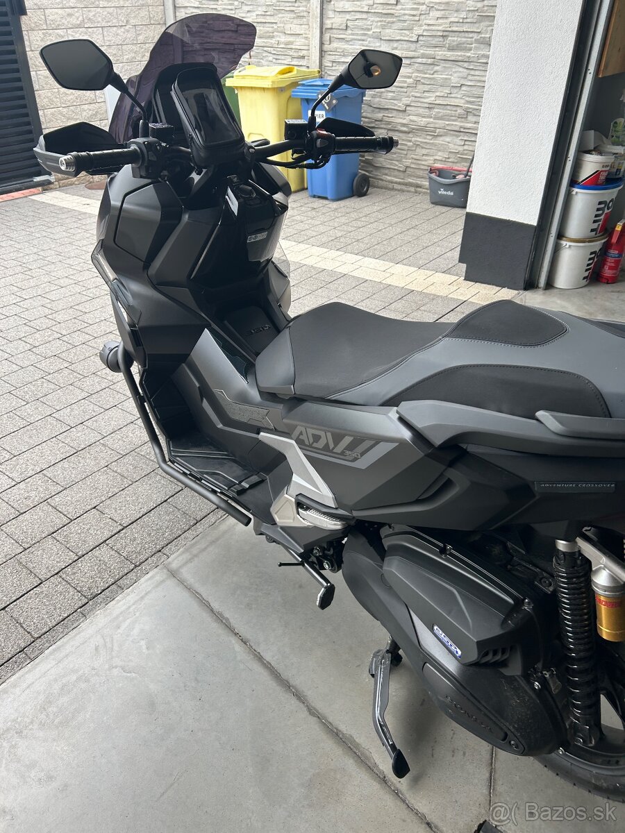 Honda ADV 350 - 12