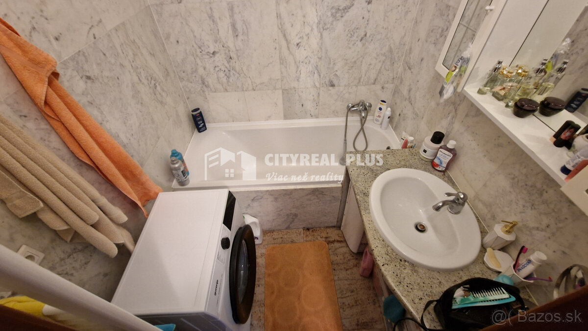 Na Predaj 2 izbový byt tehlovej bytovke lodžia Šurany - 12