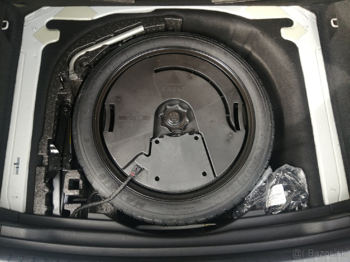 Škoda Karoq 1.6 style led svetla, panorama,canton, el. ťažné - 12