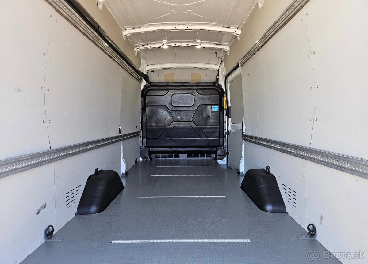 Ford transit L4H3 2.0TdCi/131 koni ročník 2022 - 12