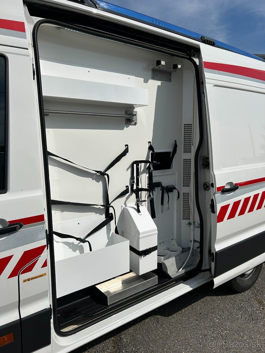 VW Crafter - 2.0 TDI Sanitné vozidlo - DSG - 12