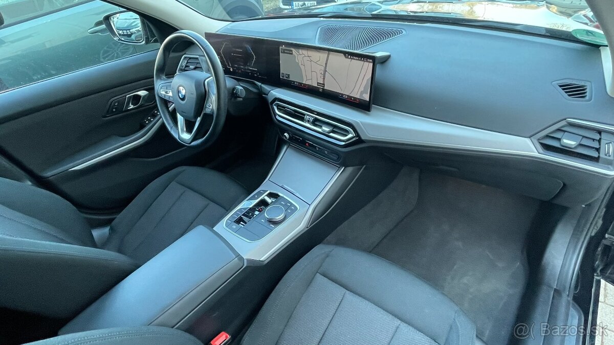 BMW Rad 3 Touring 320d mHEV xDrive A/T Facelift - 12