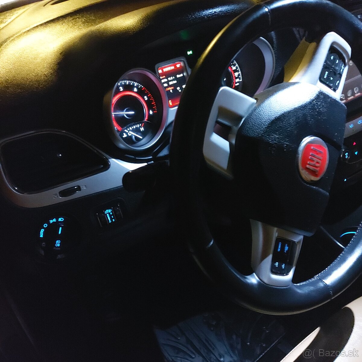 Predám fiat freemont - 12