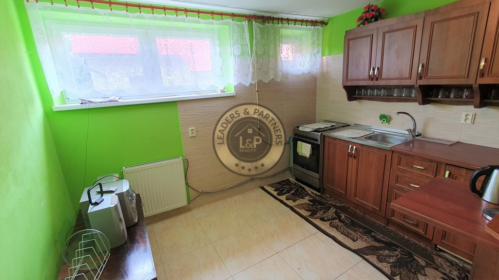 PREDAJ: veľký 2 poschodový rodinný dom Šuňava s výhľadom na - 12