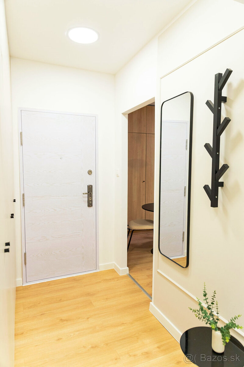 RK MIMAREAL vrelo odporúča na prenájom moderný 2 izbový byt - 12