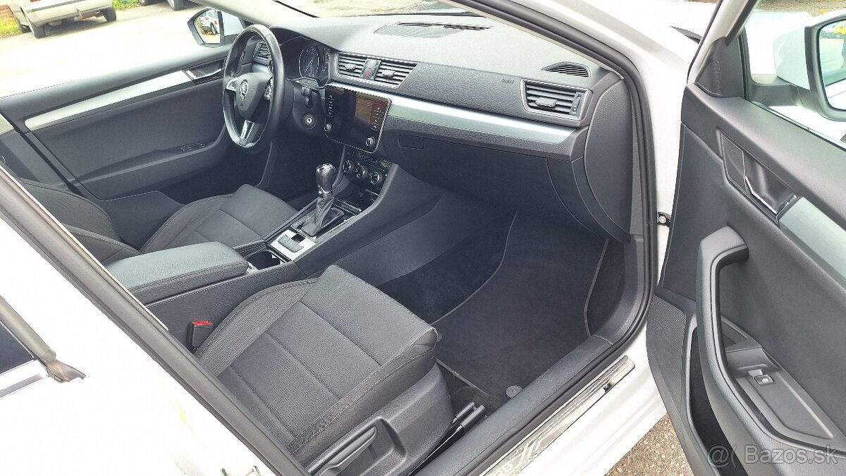 ŠKODA SUPERB COMBI 2.0 TDI.DSG - 12