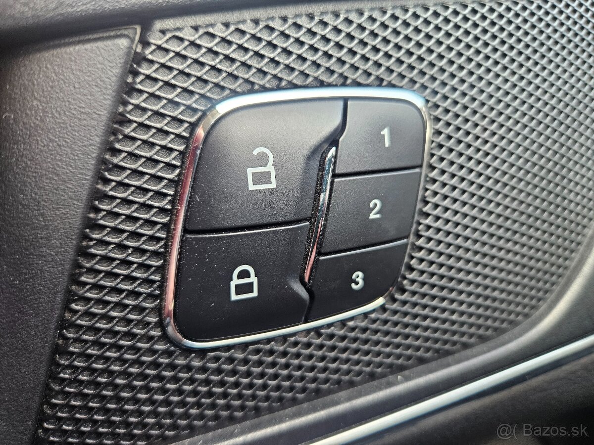 Ford S-Max 2.0 TDCi Duratorq 180 Titanium A/T - 12