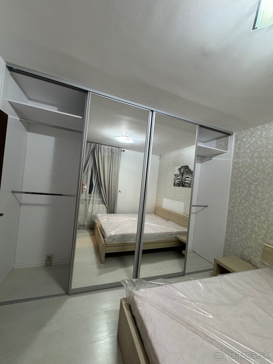 Prenájom plne zariadený 3-izbový byt na v NMnV - 12