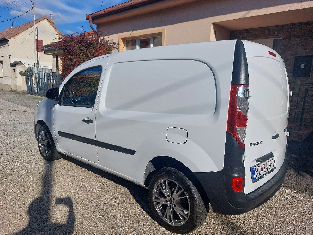 Renault Kangoo 1.5 DCI - 12