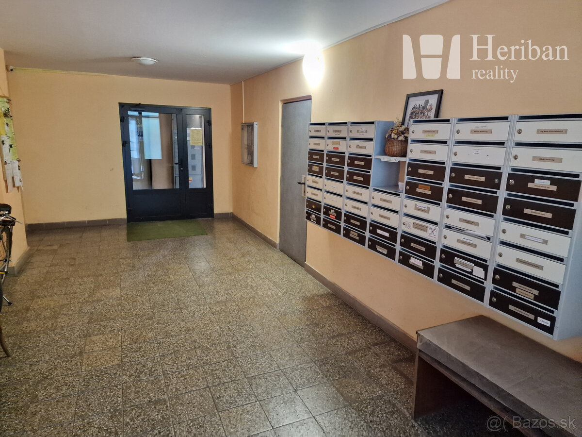 1izb.byt s logiou, 41m2, Braniskova ul, KE-Staré mesto - 12