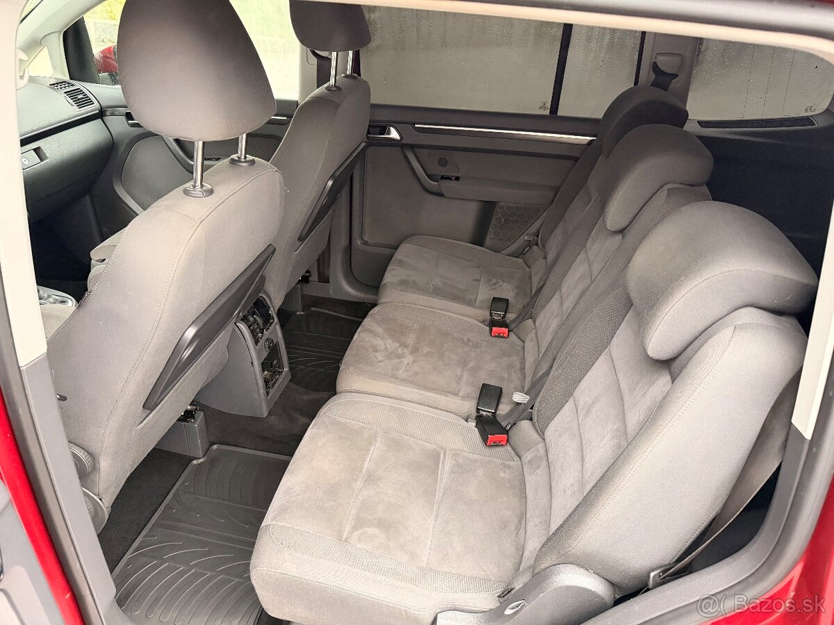 VW Touran 2.0Tdi DSG Highline - 12