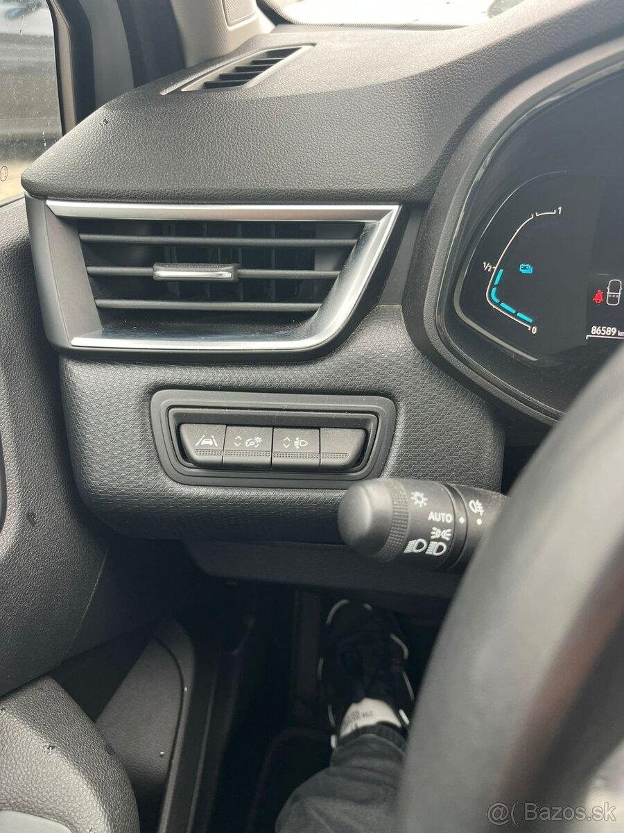 Renault Clio 1.6 E-TECH Hybrid - 12