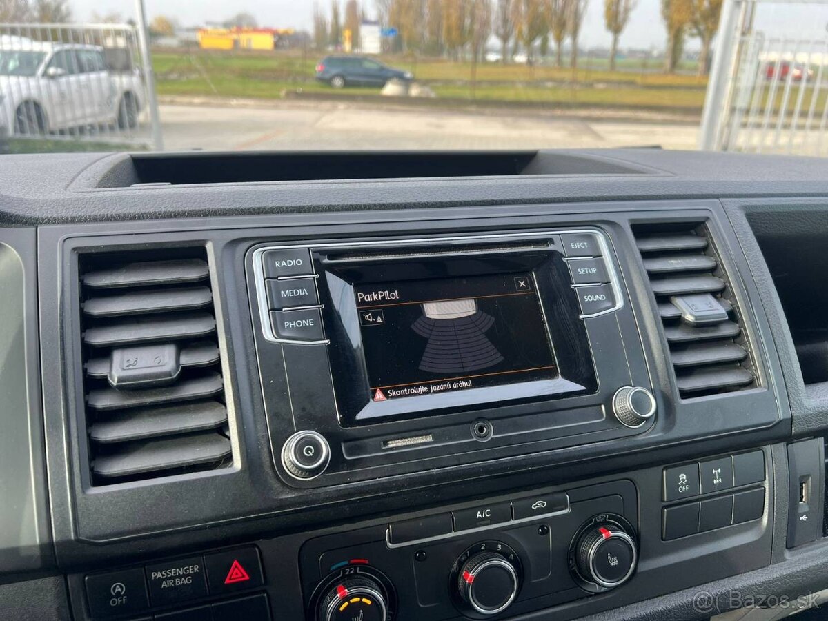 Volkswagen T6 Kombi 2.0 TDI 150k BMT KR 4MOTION - 12