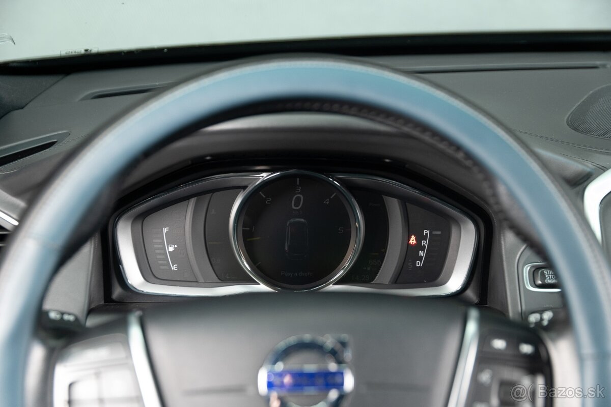 Volvo XC60 2.4D 140kW, automat, 4x4, 2017 - 12