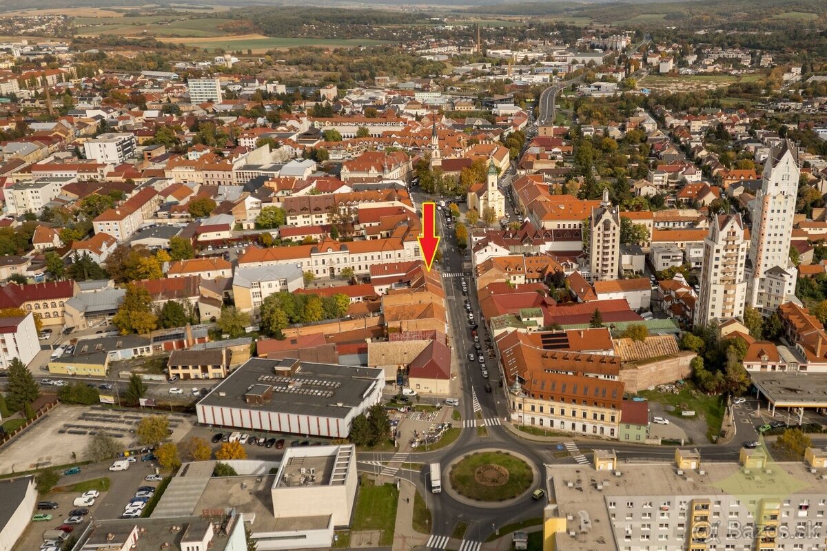 Obchodný priestor na predaj v centre mesta LC. - 12