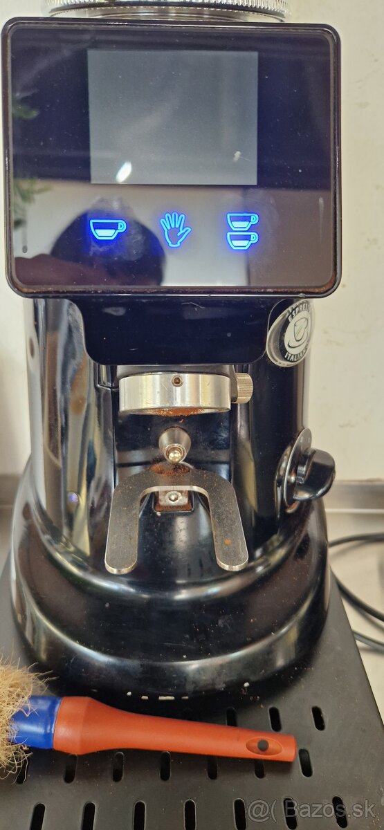 PROFI KÁVOVAR ROCKET ESPRESSO MILAN S MLYNČEKOM - 12