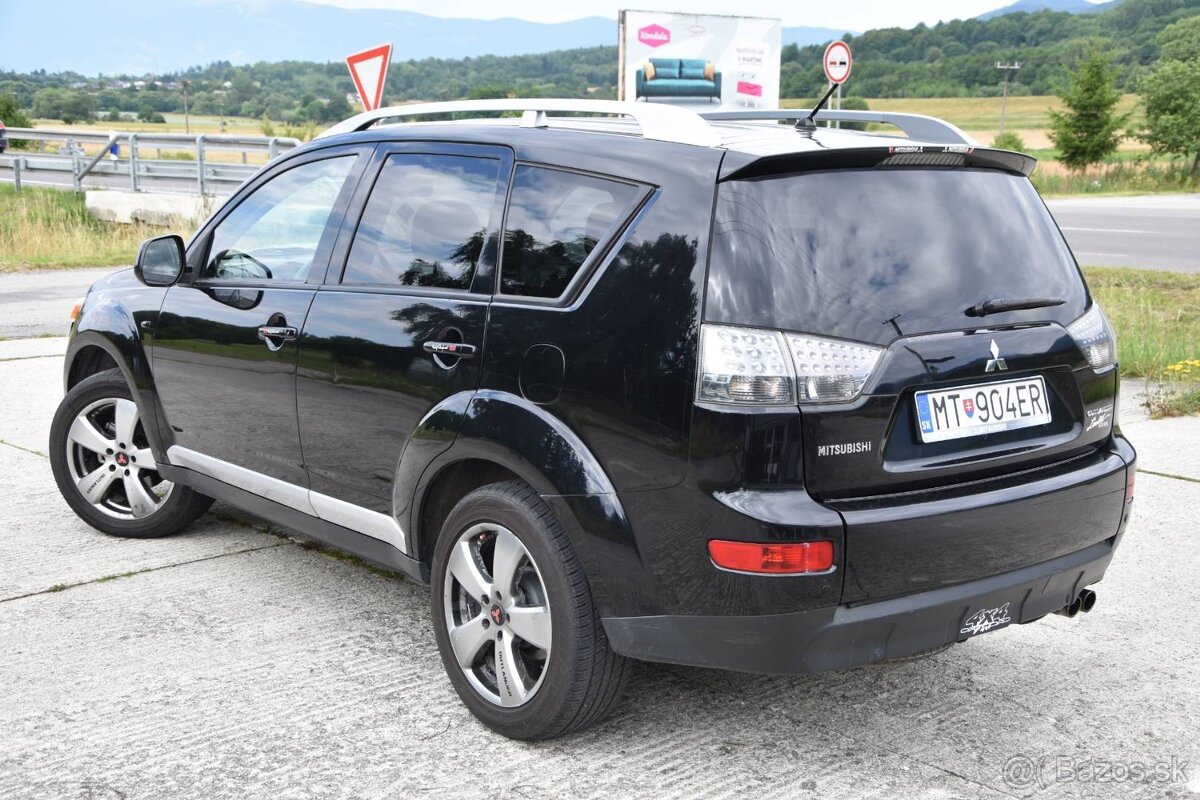 Mitsubishi Outlander 2.0 DI-D Intense - 12