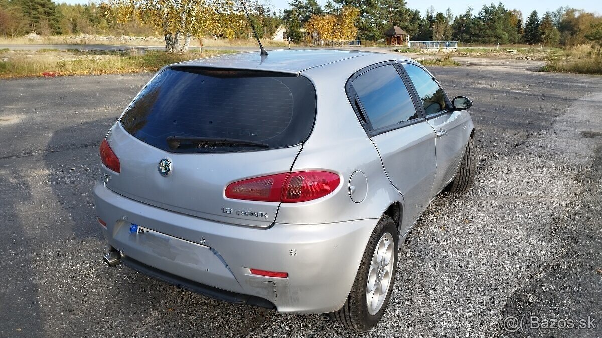 ALFA ROMEO 147 1.6 TS, benzín, 77 kW, TK a EK do 2026. - 12